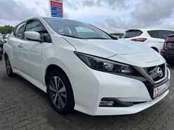 Weiß Gebraucht 2021 Nissan Leaf Acenta Kleinwagen | 14.499 € (Fairer Preis)