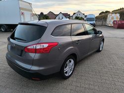 Braun Gebraucht 2014 Ford Focus Titanium Kombi | 6.800 € (Fairer Preis)
