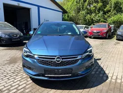 Blau Gebraucht 2017 Opel Astra Innovation Limousine | 8.799 € (Fairer Preis)