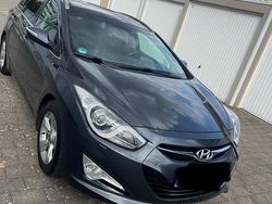 Grau Gebraucht 2013 Hyundai i40 Kombi | 5.499 € (Fairer Preis)