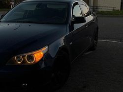 Blau Gebraucht 2004 BMW 525 Limousine | 2.600 € (Superpreis)