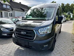 Magnetic Gebraucht 2021 Ford Transit Trend Kombi | 19.990 €