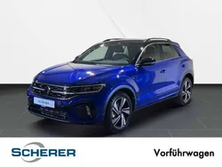 Lapiz blue metallic / schwarz Gebraucht 2023 VW T-Roc R-line SUV | 37.990 €