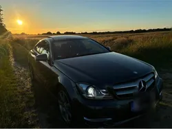 Grau Gebraucht 2013 Mercedes C180 AMG line Coupé | 13.499 € (Etwas zu teuer)