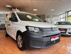 Weiß Gebraucht 2022 VW Caddy Van / Kleinbus | 21.490 € (Guter Preis)