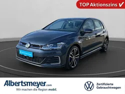 Blau Gebraucht 2020 VW Golf VII GTE Limousine | 23.299 € (Fairer Preis)