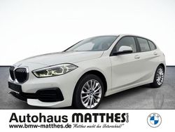 Weiss Gebraucht 2023 BMW 116 Sport Line Kleinwagen | 20.950 € (Fairer Preis)
