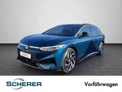 Aquamarinblau metallic / schwarz (metallic) Gebraucht 2025 VW ID.7 Pro Limousine | 65.890 €