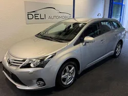Silber Gebraucht 2012 Toyota Avensis Life Kombi | 5.990 € (Fairer Preis)