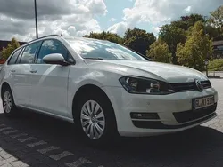 Weiß Gebraucht 2017 VW Golf VII Kombi | 7.900 € (Guter Preis)