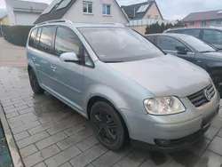 Silber Gebraucht 2006 VW Touran Van / Kleinbus | 5.000 €