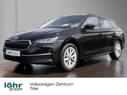 Schwarzmagic perleffekt Gebraucht 2024 Skoda Octavia Selection Kombi | 30.980 € (Guter Preis)
