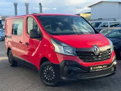 Rot Gebraucht 2016 Renault Trafic Van | 10.498 € (Guter Preis)