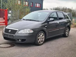 Grau Gebraucht 2005 Fiat Croma Kombi | 2.499 € (Fairer Preis)
