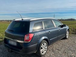Grau Gebraucht 2008 Opel Astra Kombi | 2.790 € (Fairer Preis)