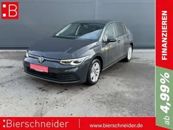 Grau Gebraucht 2023 VW Golf VIII Life Limousine | 21.550 € (Guter Preis)