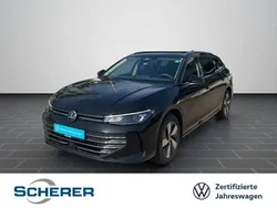 Grenadillschwarz metallic (metallic) Gebraucht 2024 VW Passat IQ Drive Kombi | 31.400 € (Guter Preis)
