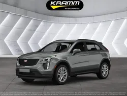 Grau Gebraucht 2021 Cadillac XT4 SUV | 30.800 € (Fairer Preis)