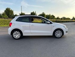 Weiß Gebraucht 2013 VW Polo Life Limousine | 5.700 € (Guter Preis)