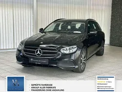 Schwarz unilack Gebraucht 2020 Mercedes E300 Avantgarde Kombi | 31.990 € (Fairer Preis)