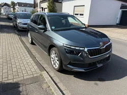 Grau Gebraucht 2020 Skoda Kamiq Active SUV | 17.000 € (Fairer Preis)