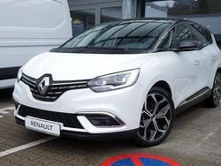 Weiß Gebraucht 2023 Renault Grand Scénic IV Techno Van / Kleinbus | 29.990 € (Teuer)