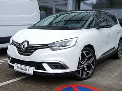 Weiß Gebraucht 2023 Renault Grand Scénic IV Techno Van / Kleinbus | 29.990 € (Etwas zu teuer)
