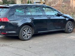 Schwarz Gebraucht 2016 VW Golf VII Allstar Kombi | 10.900 € (Fairer Preis)