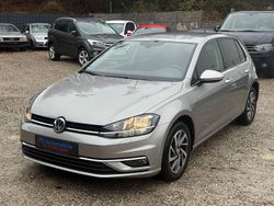 Silber Gebraucht 2017 VW Golf VII Sound Limousine | 11.995 € (Guter Preis)