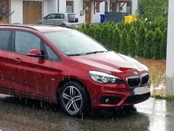Rot Gebraucht 2016 BMW 220 Active Tourer Performance Van / Kleinbus | 17.000 € (Fairer Preis)