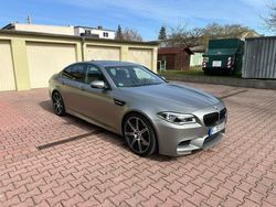 Grau Gebraucht 2014 BMW M5 Sport Line Limousine | 69.999 € (Teuer)