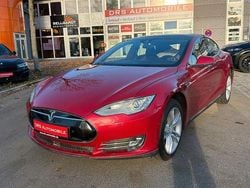 Rot Gebraucht 2015 Tesla Model S Limousine | 13.900 € (Guter Preis)