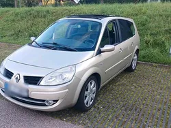 Beige Gebraucht 2006 Renault Scénic II Van / Kleinbus | 2.800 € (Etwas zu teuer)