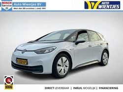 Weiß Gebraucht 2020 VW ID.3 Life Kleinwagen | 10.750 €