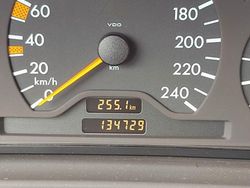 Silber Gebraucht 1999 Mercedes 200 Limousine | 5.499 € (Teuer)