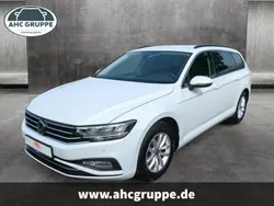 Weiss Gebraucht 2022 VW Passat Business Kombi | 19.930 € (Fairer Preis)
