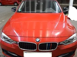 Rot Gebraucht 2013 BMW 320 Sport Line Kombi | 12.650 € (Fairer Preis)