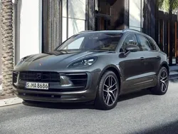 Vulkangraumetallic Gebraucht 2024 Porsche Macan S SUV | 92.800 €