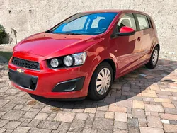 Rot Gebraucht 2011 Chevrolet Aveo Kleinwagen | 2.690 €