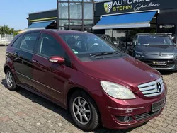 Rot Gebraucht 2007 Mercedes B170 Van / Kleinbus | 1.990 € (Superpreis)
