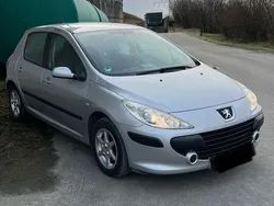 Silber Gebraucht 2007 Peugeot 307 Limousine | 2.149 € (Teuer)