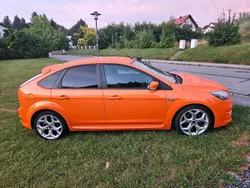 Orange Gebraucht 2009 Ford Focus ST Coupé | 7.400 €