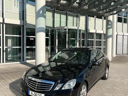 Schwarz Gebraucht 2009 Mercedes E250 Avantgarde Limousine | 9.650 € (Teuer)