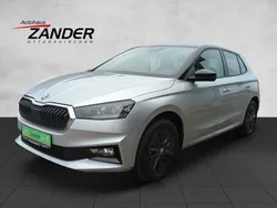 Brilliantsilber Gebraucht 2023 Skoda Fabia Ambition Kleinwagen | 18.490 € (Fairer Preis)