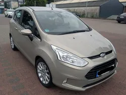 Beige Gebraucht 2014 Ford B-MAX Titanium Van / Kleinbus | 8.800 € (Fairer Preis)