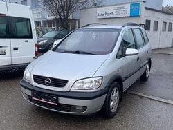 Grau Gebraucht 2002 Opel Zafira Comfort Van / Kleinbus | 2.000 € (Guter Preis)