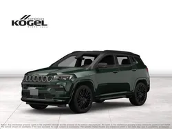 Grün (techno green/dach schwarz) Gebraucht 2024 Jeep Compass North SUV | 41.990 €