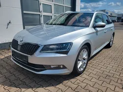 Silber Gebraucht 2019 Skoda Superb Style Kombi | 14.880 € (Fairer Preis)