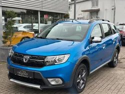 Blau Gebraucht 2017 Dacia Logan Limousine | 7.490 € (Guter Preis)