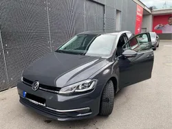 Grau Gebraucht 2019 VW Golf VII Highline Limousine | 17.500 € (Guter Preis)